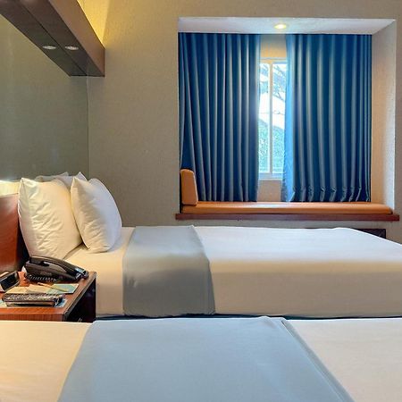 Microtel By Wyndham Eagle Ridge General Trias  Exterior foto