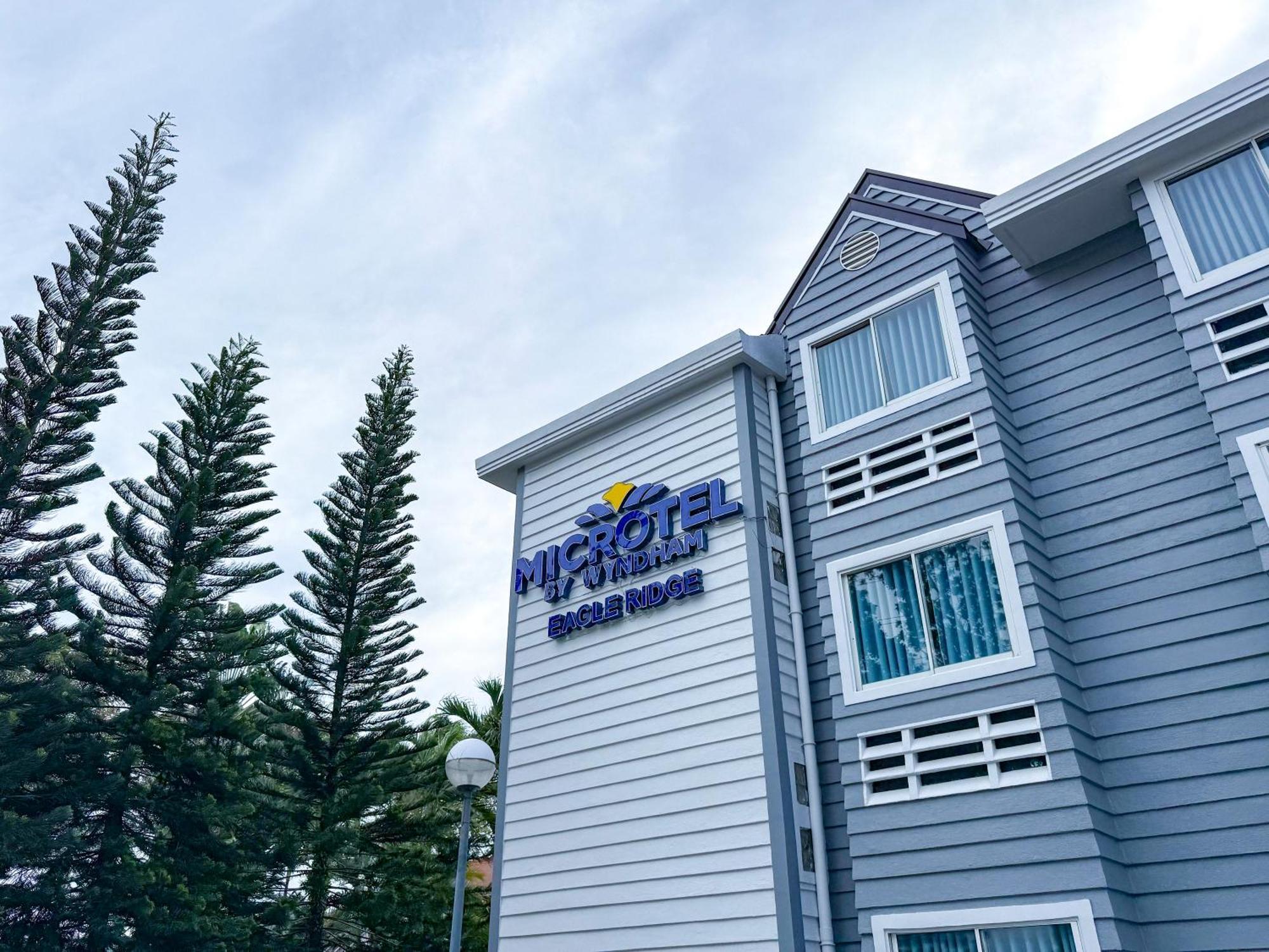 Microtel By Wyndham Eagle Ridge General Trias  Exterior foto