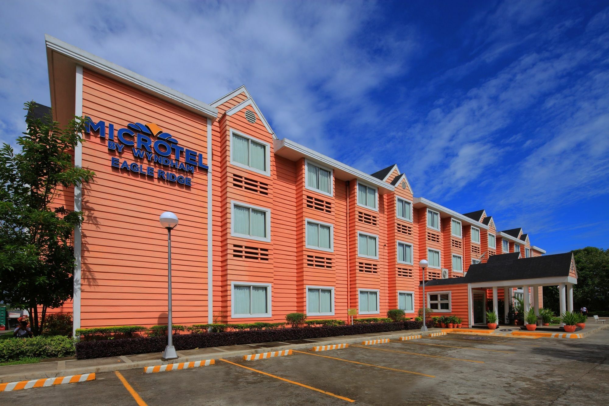 Microtel By Wyndham Eagle Ridge General Trias  Exterior foto